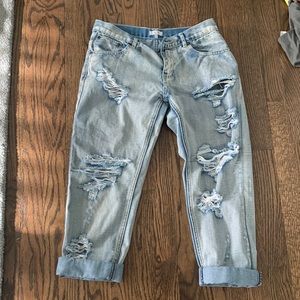 TOBI distressed jeans 26